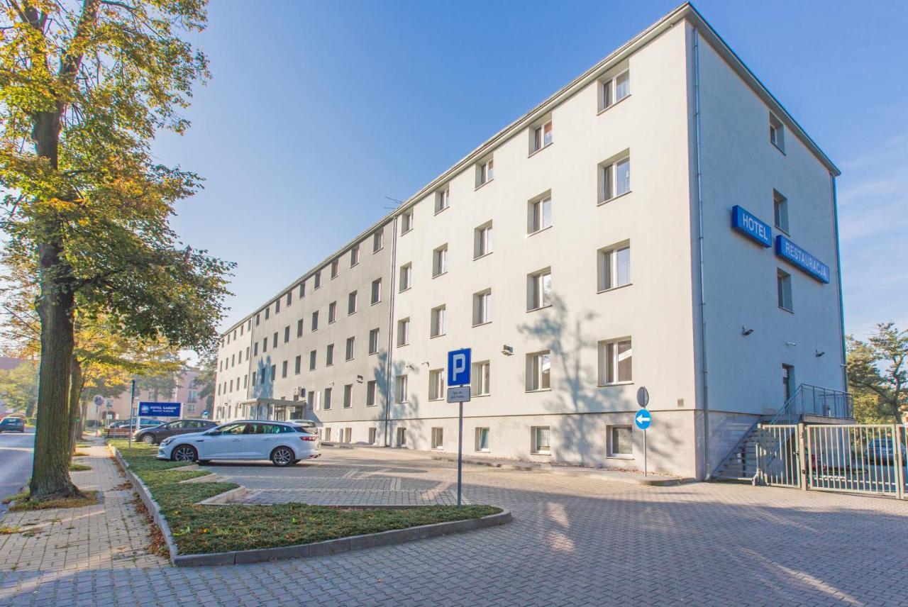 Hotel Labedy Hlivice Exteriér fotografie