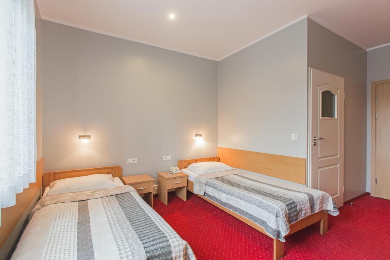 Hotel Labedy Hlivice Exteriér fotografie