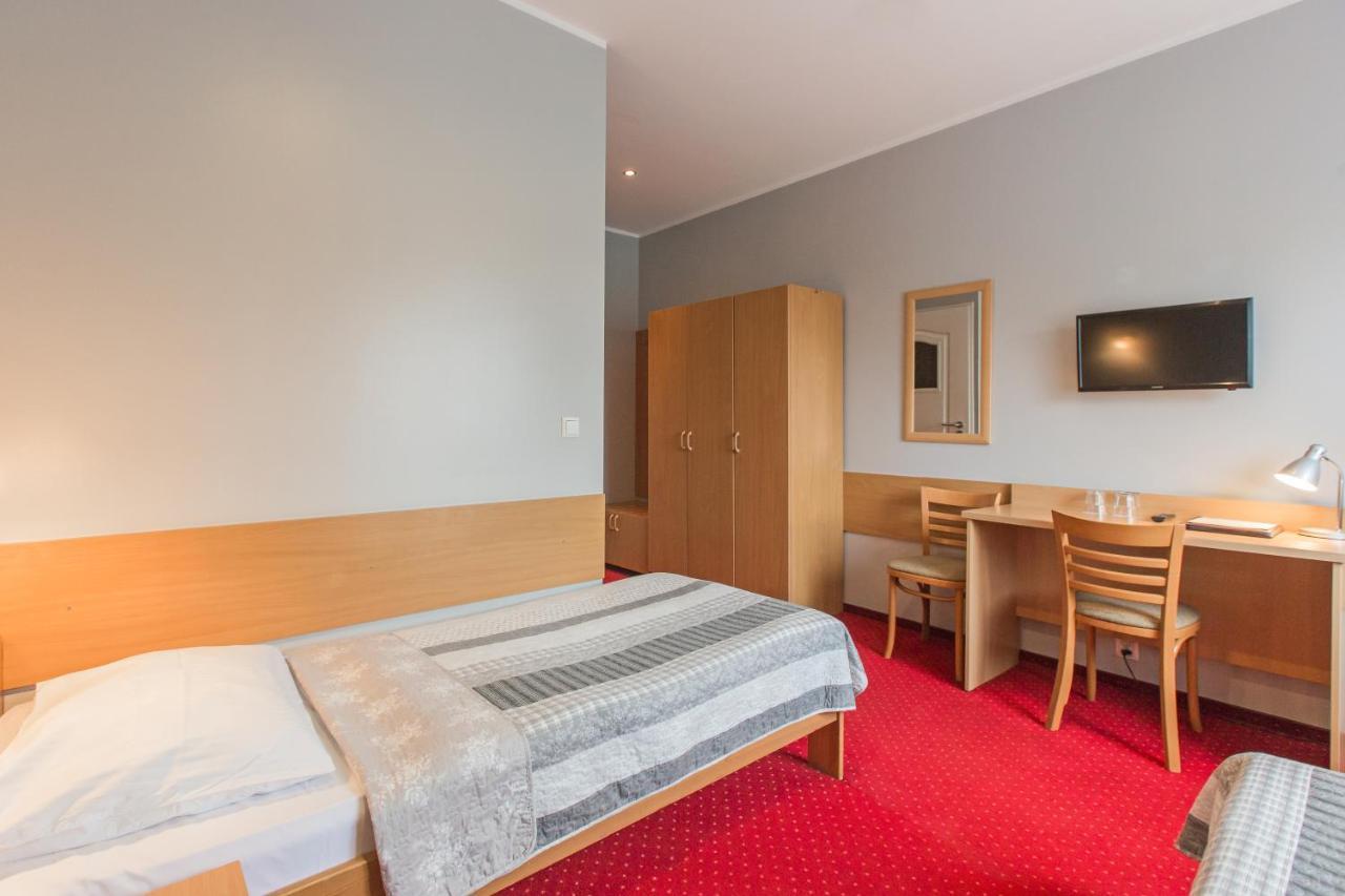 Hotel Labedy Hlivice Exteriér fotografie